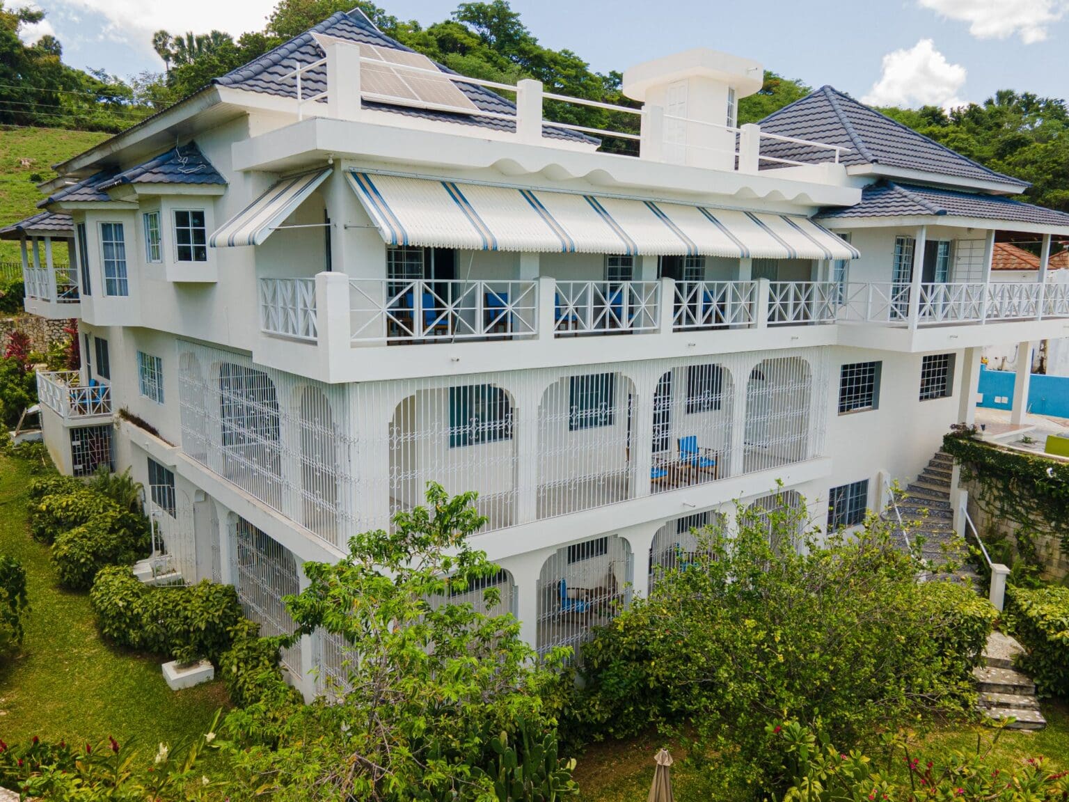 Back-View-Villa-Retain this photo in the Gallary for current update-min