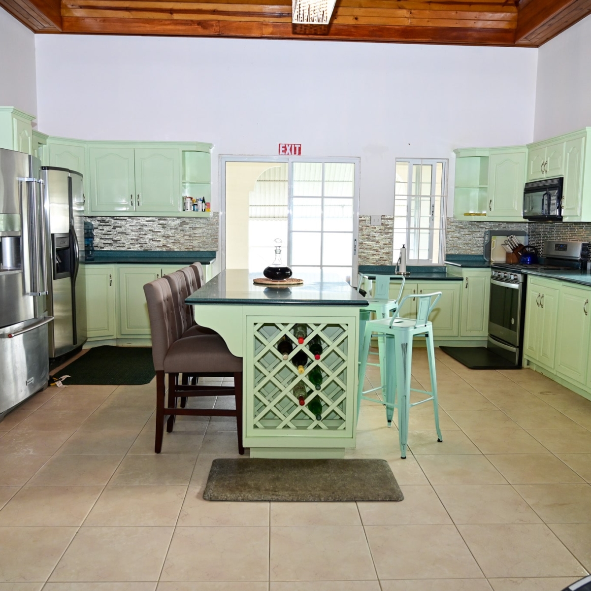 Kitchen – Floor 1-min