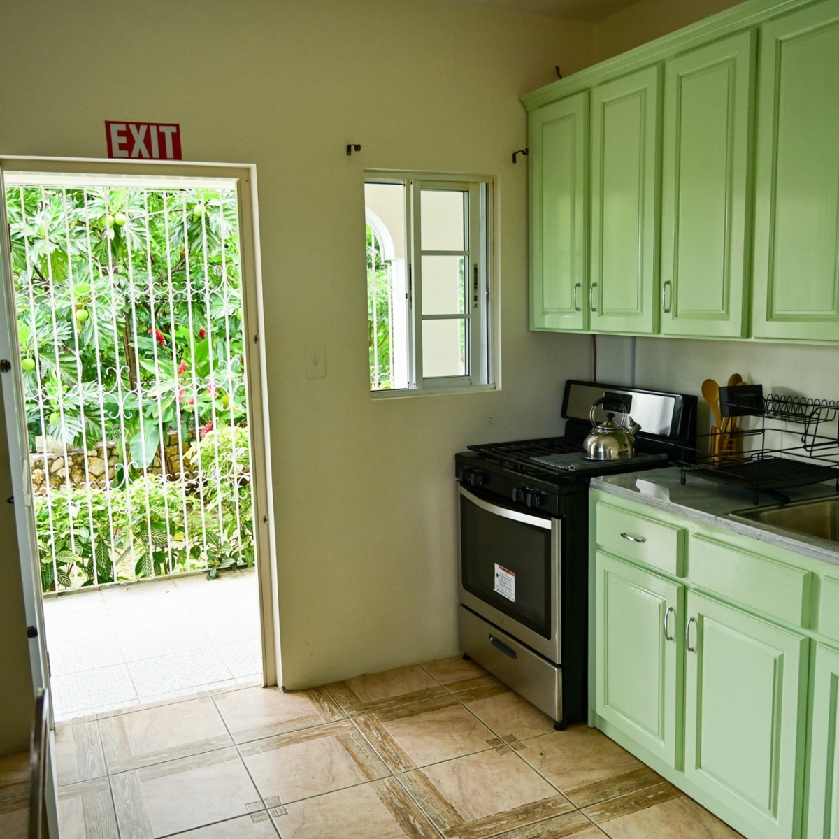 Kitchen – Floor 3-min